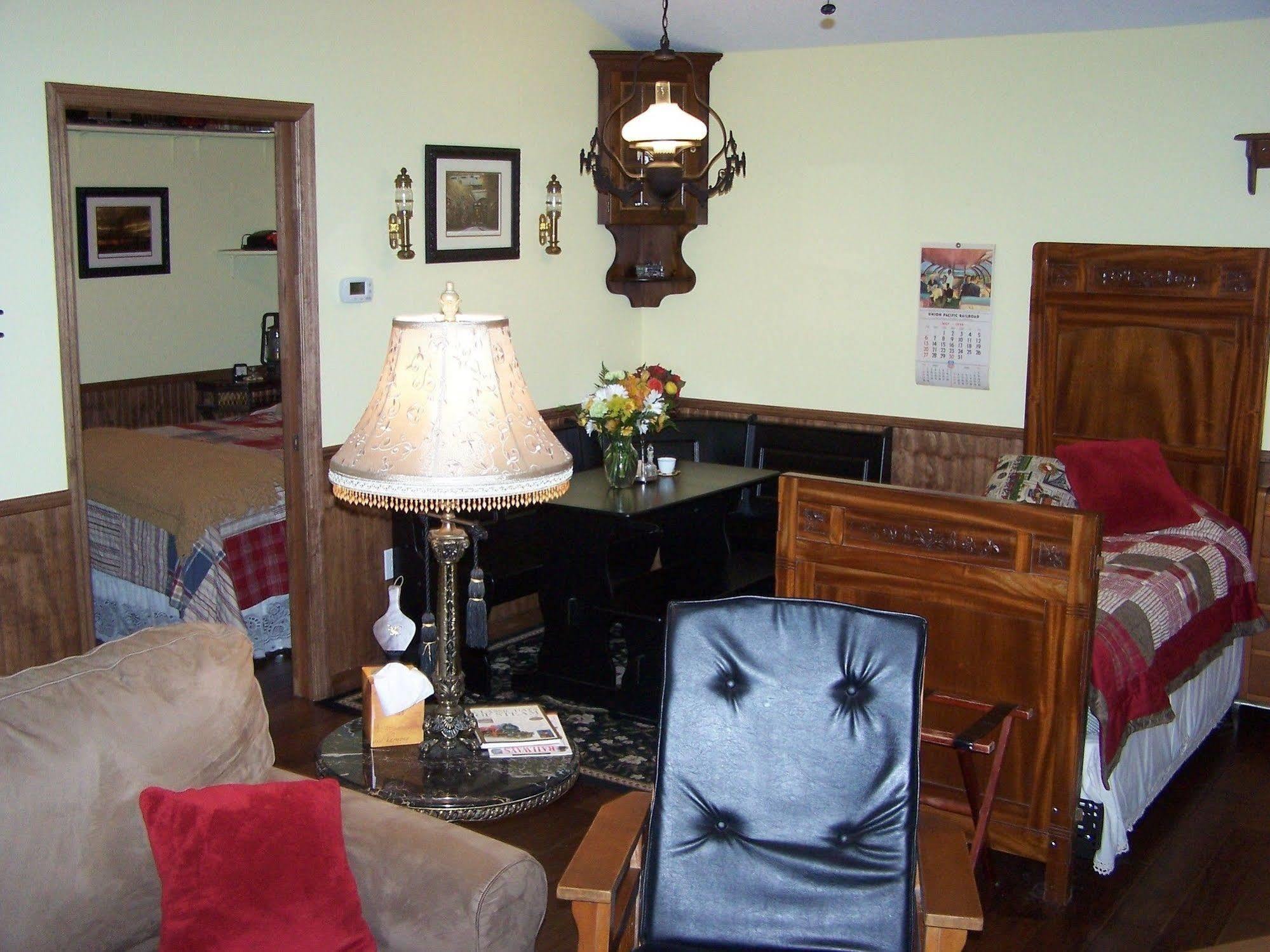 Alling House Bed And Breakfast Orange City Oda fotoğraf